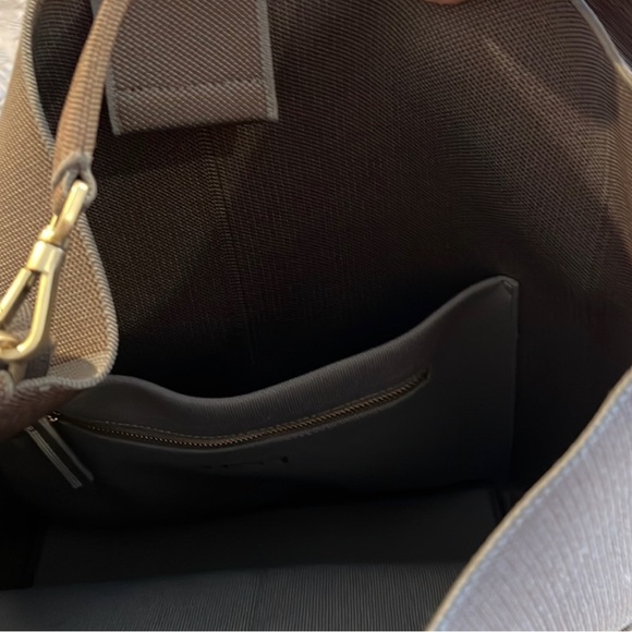 Rothy’s Bucket Bag - Picture 4 of 5